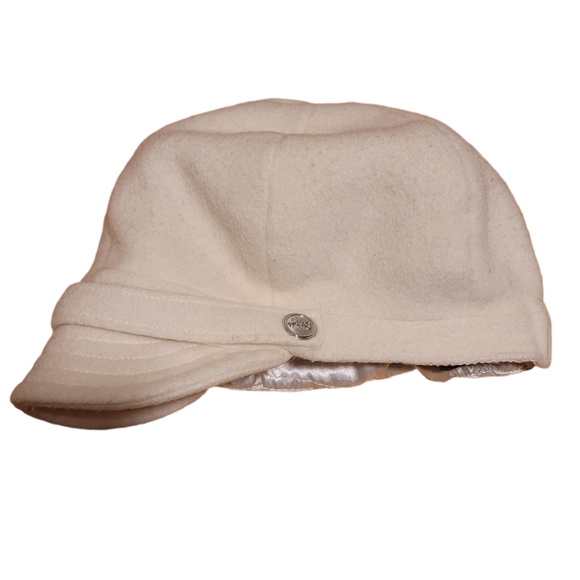 A/X hat size M/L - Picture 5 of 6